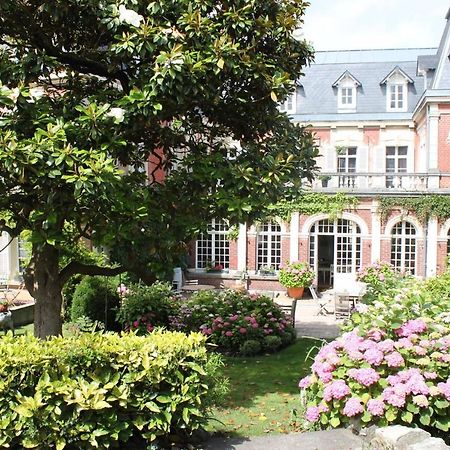 Hotel La Maison De Paul B Eu (Seine-Maritime) Exterior foto